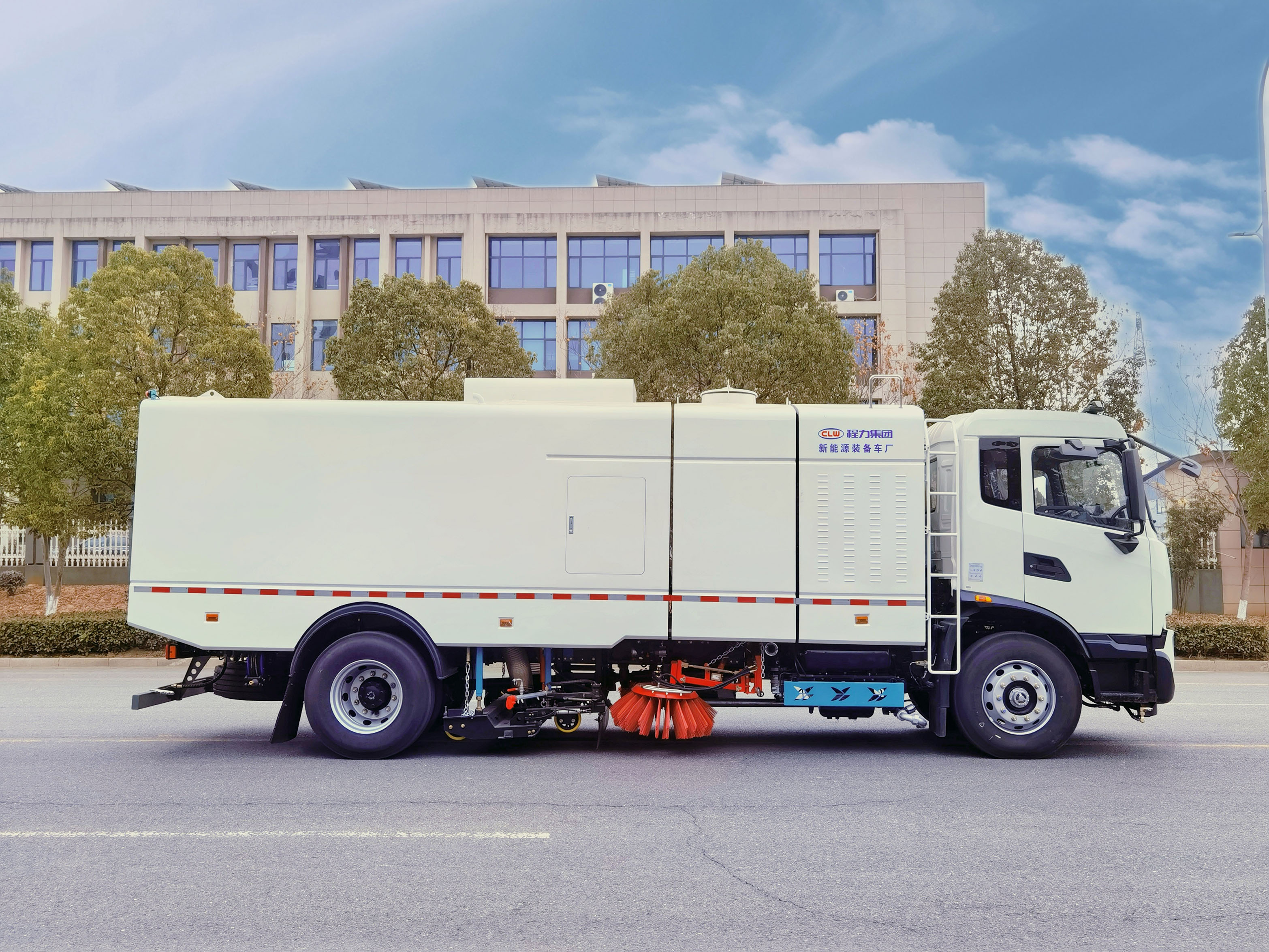 東風天錦10方純電動多功能洗掃車圖片3